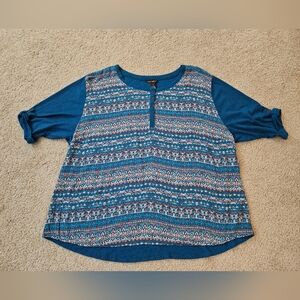 Bit & Bridle Women's Size 3x Teal and White Aztec Patterned Blouse